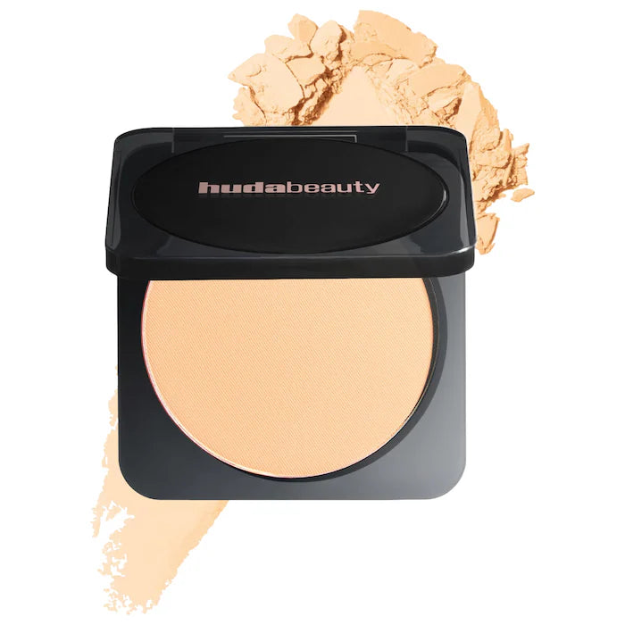 HUDA BEAUTY 
Easy Bake Airbrush Matte Pressed Setting Powder
