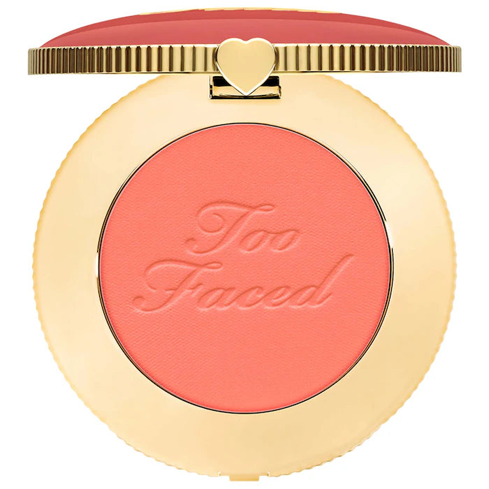 Too Faced 
Cloud Crush Blurring Powder Blush