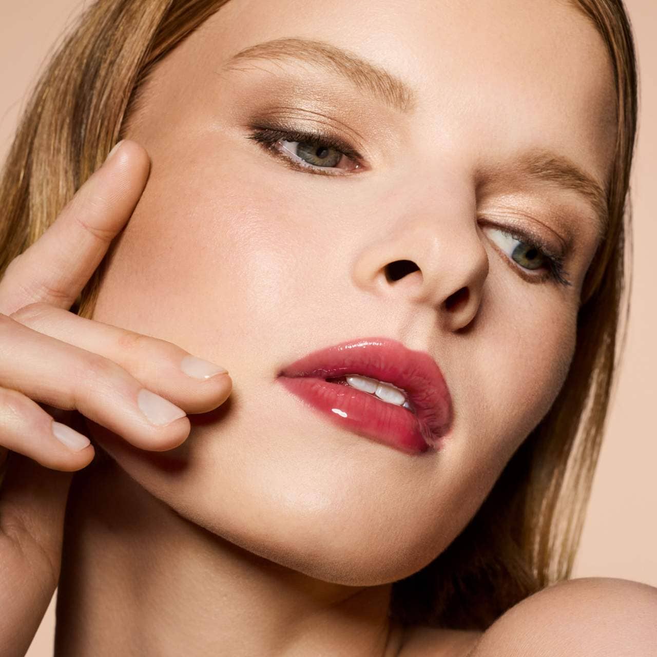 Fenty Beauty by Rihanna - Gloss Bomb Heat Universal Lip Luminizer + Plumper