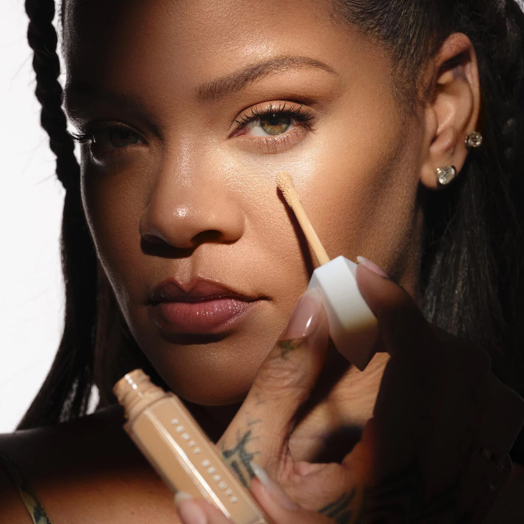 Fenty Beauty by Rihanna - We're Even Hydrating Longwear Waterproof Concealer