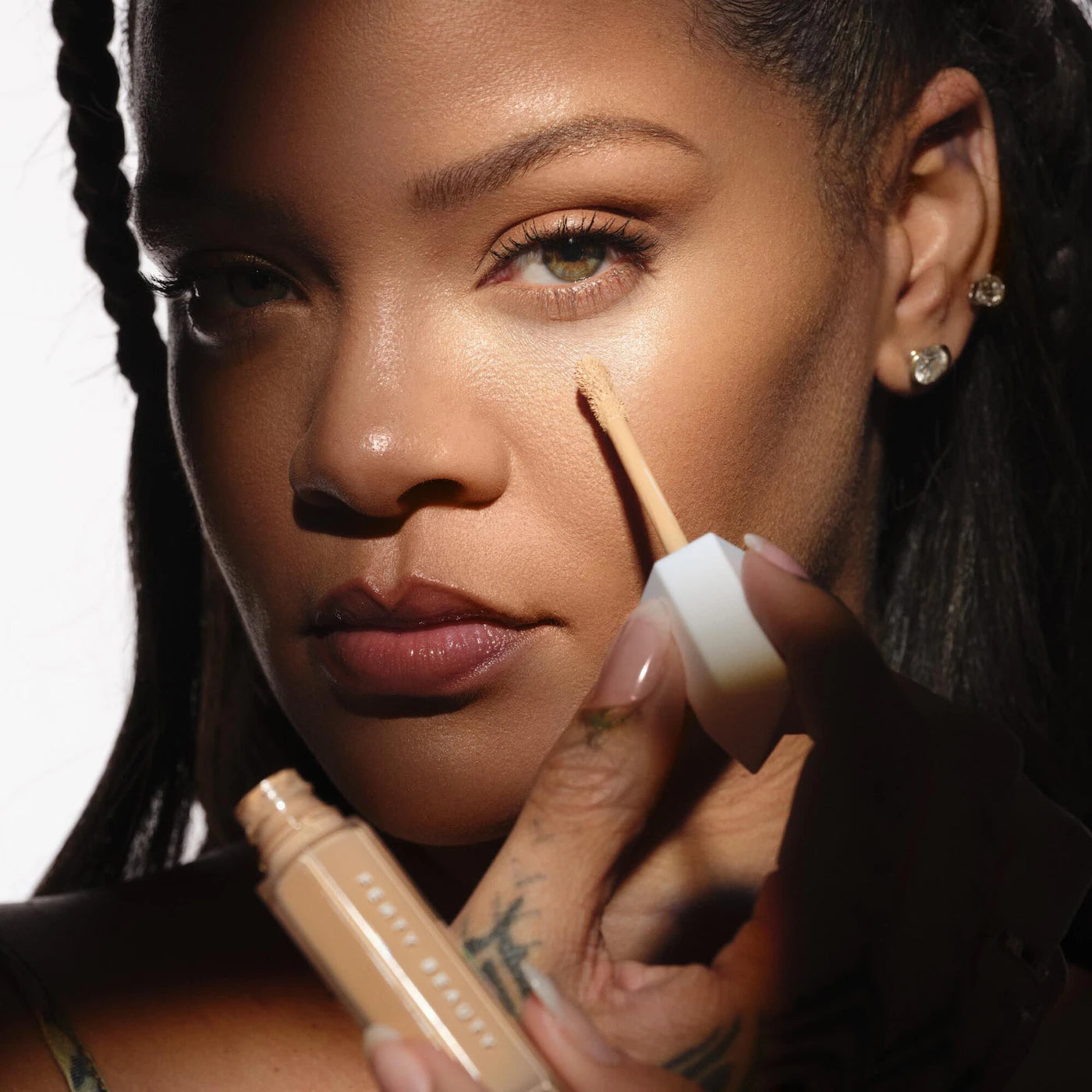 Fenty Beauty by Rihanna - We're Even Hydrating Longwear Waterproof Concealer