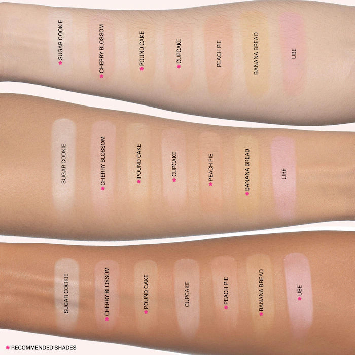 HUDA BEAUTY 
Easy Bake Blurring Loose Baking & Setting Powder