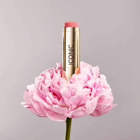 Iconic London Blurring Blush Sticks