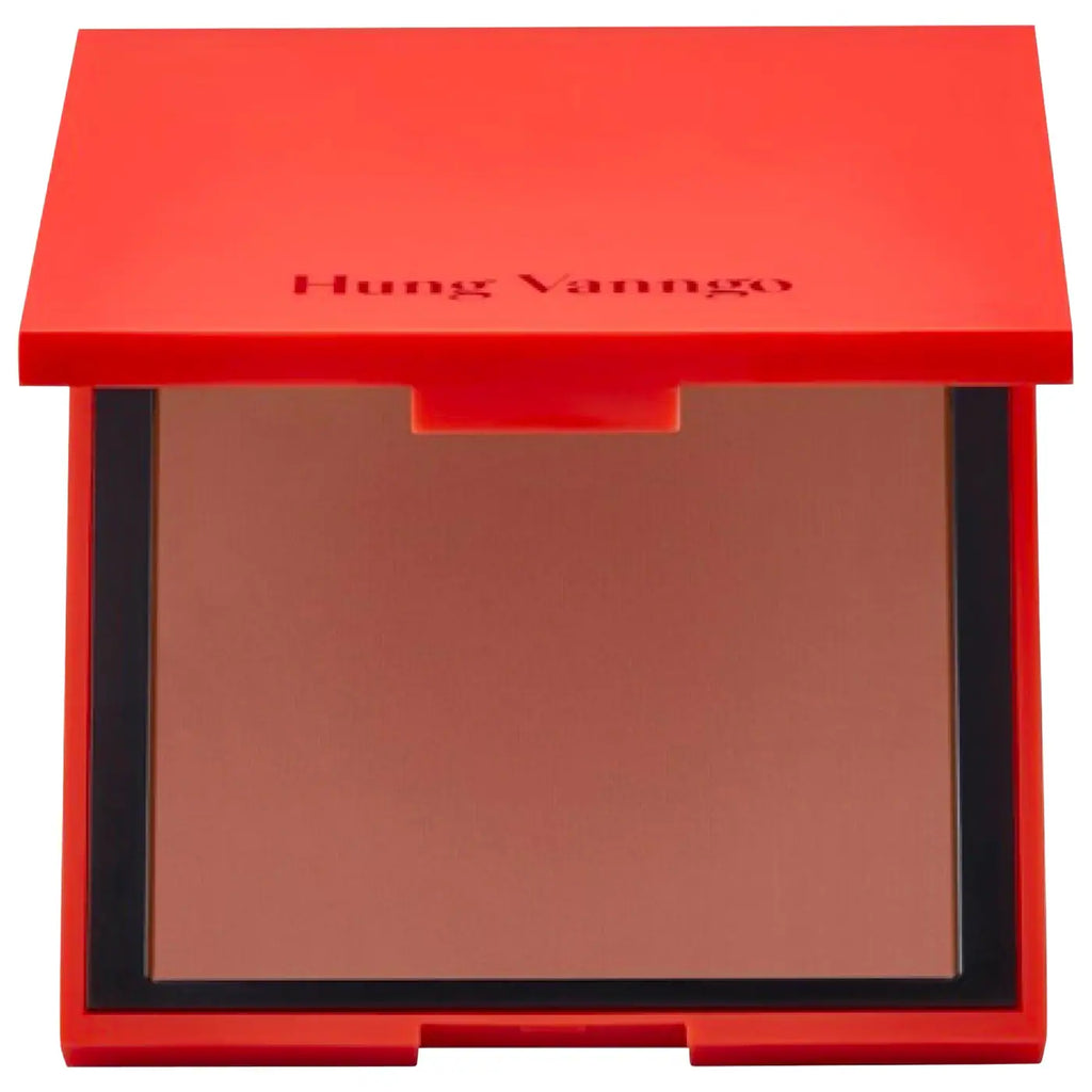 HUNG VANNGO BEAUTY  Soft Focus Blurring Matte Powder Bronzer