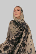 Vela Chantilly Lace