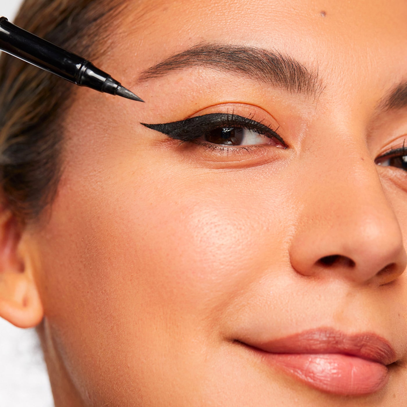 Rare Beauty by Selena Gomez Perfect Strokes Matte Liquid Liner