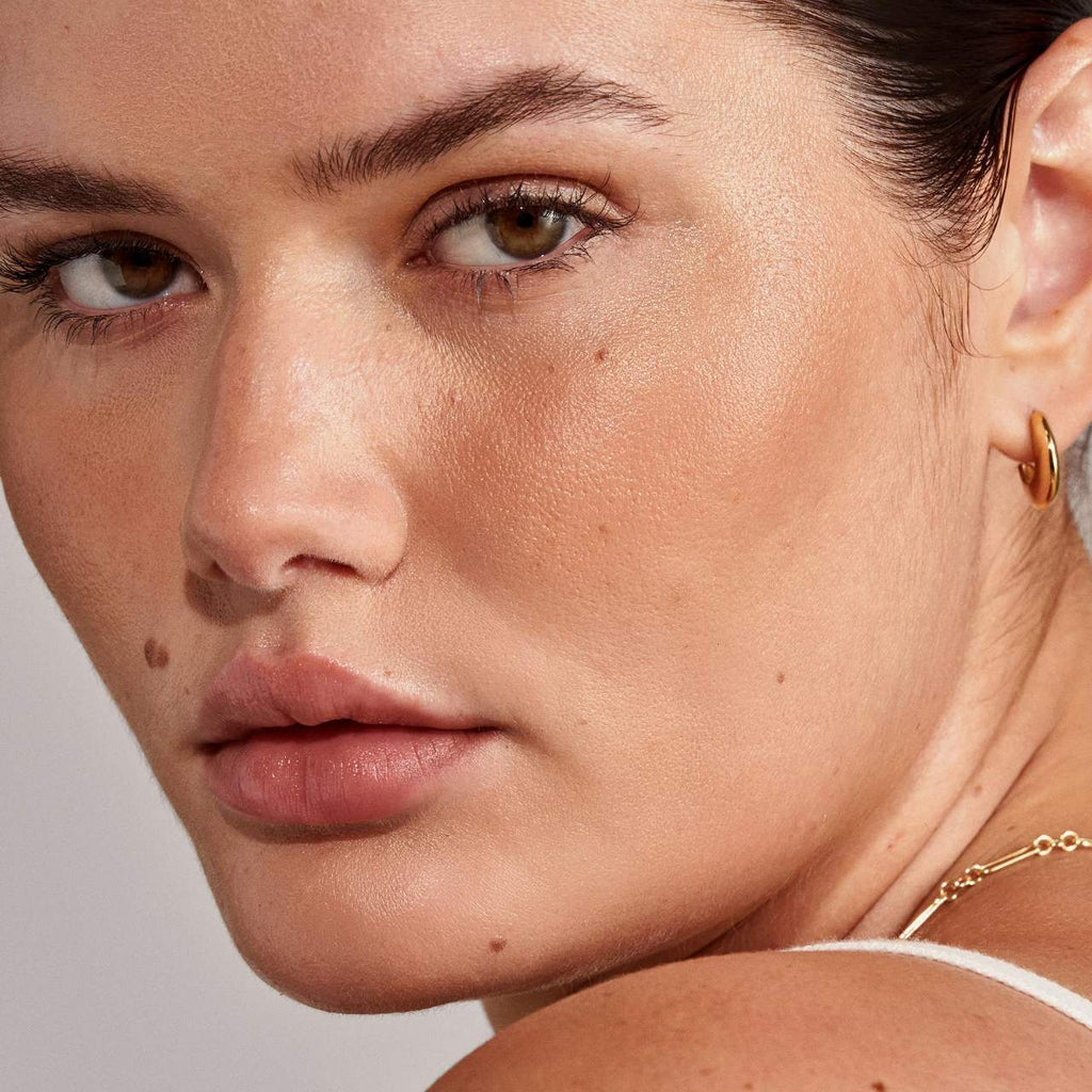 MERIT Bronze Balm Sheer Sculpting Bronzer